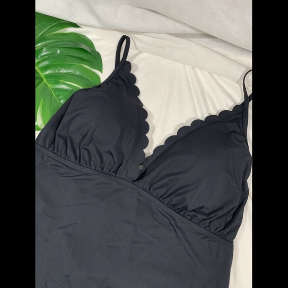 NEW‎ LA BLANCA Swimwear Petal Pusher One-Piece Swimsuit [PLUS SZ 20W ] - Picture 5 of 12